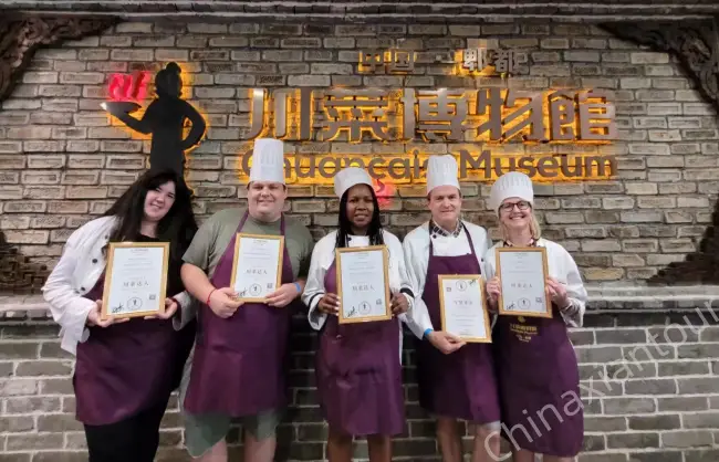 Chengdu-Sichuan-Cuisine-Museum-Guests