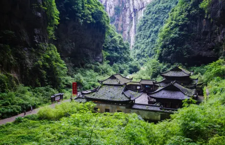 chongqing-tour-to-wulong-karst