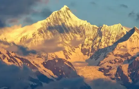 Travel to Meili Snow Mountain in Shangri-La Yunnan China
