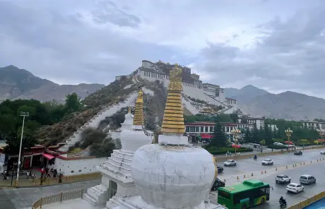 Tibet tour with Potala Palace