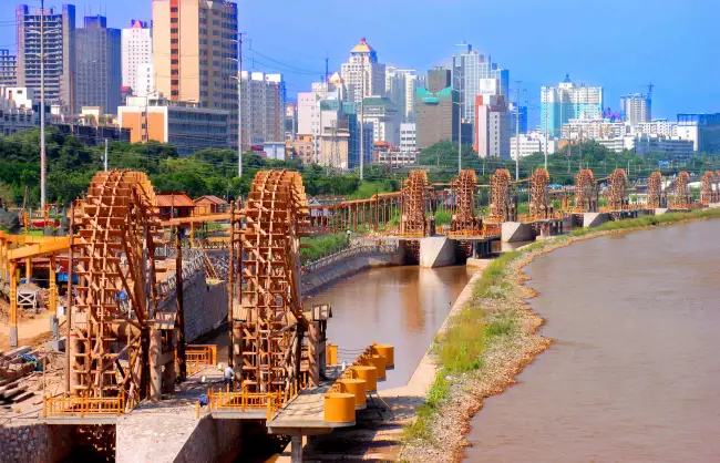 Waterwheel Garden Huanghe River Custom Tourist Line