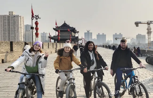 Xian City Wall Cycling
