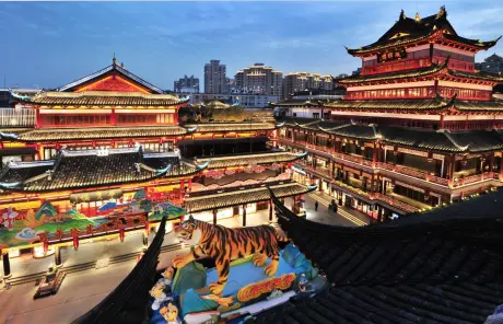 Shanghai tour to Yuyuan Market